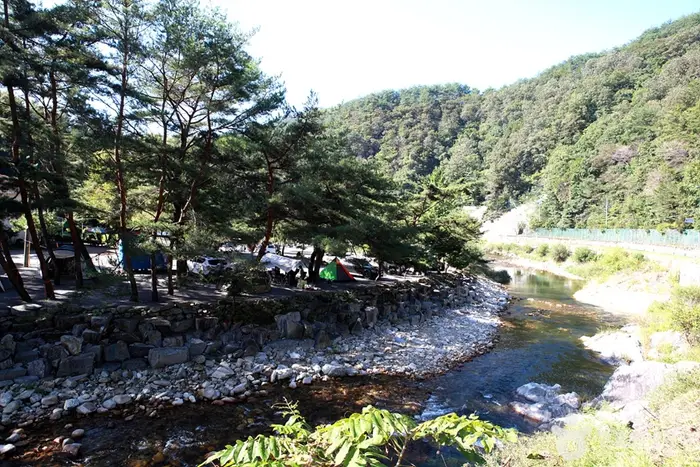 법흥계곡 · 관광지