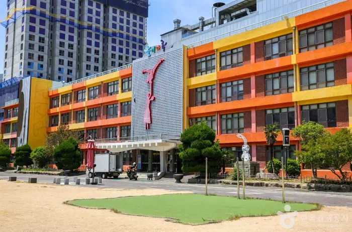 놀이마루 · 문화시설