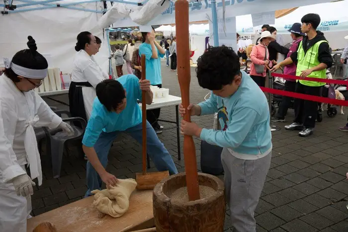 부산종합민속예술제 포스터 사진 5