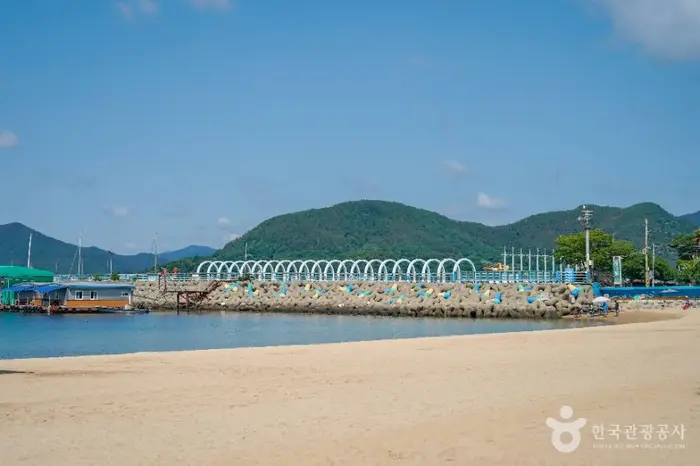 광암해수욕장 · 관광지