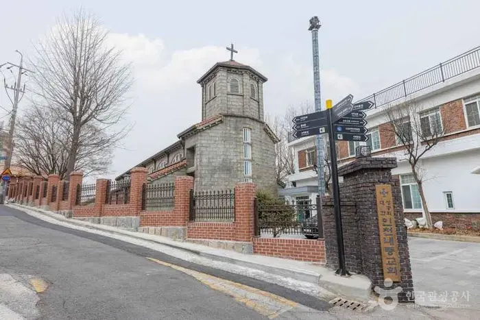 인천내동성공회성당 · 관광지
