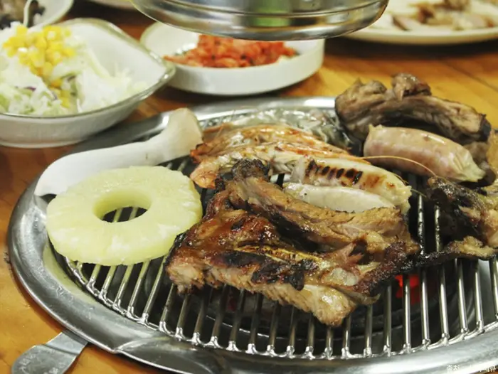 쏭바베큐 · 음식점