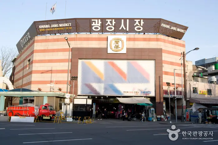 광장시장 한복매장 · 쇼핑