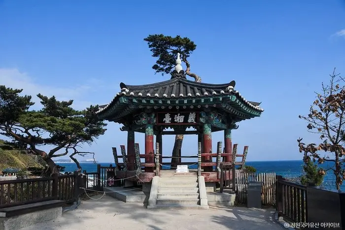 홍련암 · 관광지