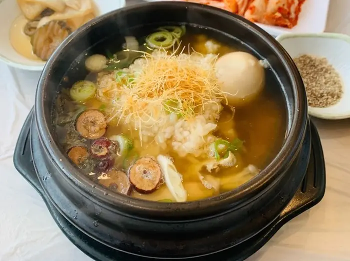 어인마니산삼궁 · 음식점