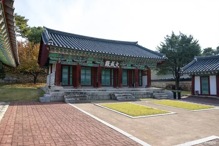 영월향교 · 관광지