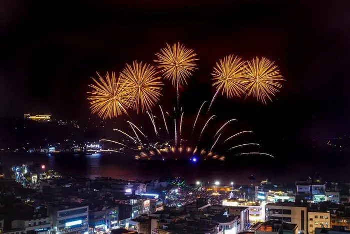 여수밤바다 불꽃축제 포스터 사진 4
