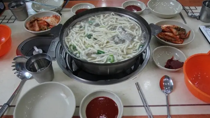 강경해물칼국수 · 음식점