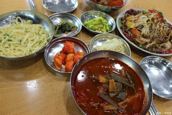 파육칼 · 음식점