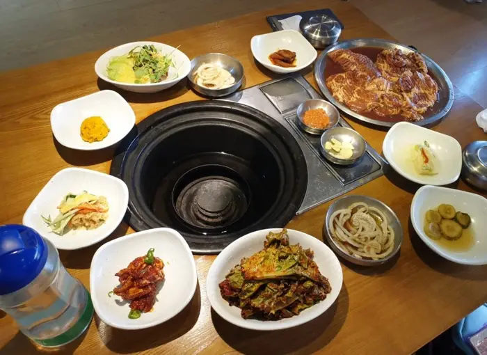 진평925 · 음식점