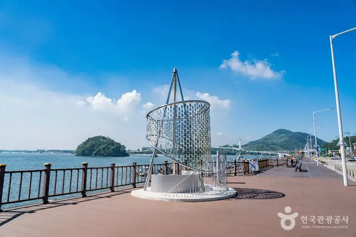 망덕포구 · 관광지