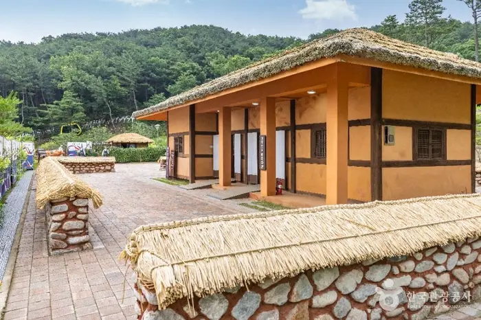 연산군유배지 · 관광지