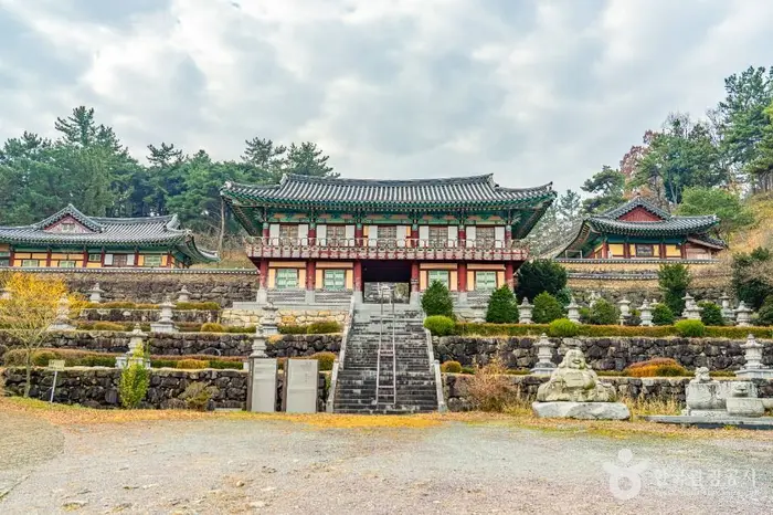 나주 철천리 마애칠불상과 석조여래입상 · 관광지