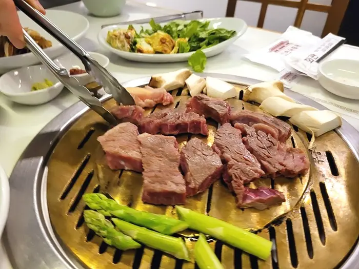 한국회관 · 음식점