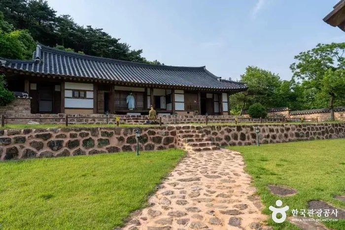 홍길동 테마파크 · 관광지
