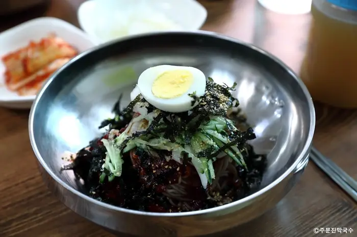 주문진막국수 · 음식점