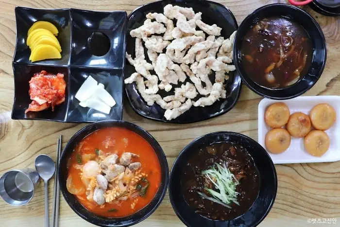 증도황궁짜장 · 음식점