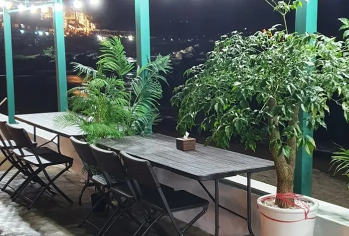 해운대해물칼국수 · 음식점