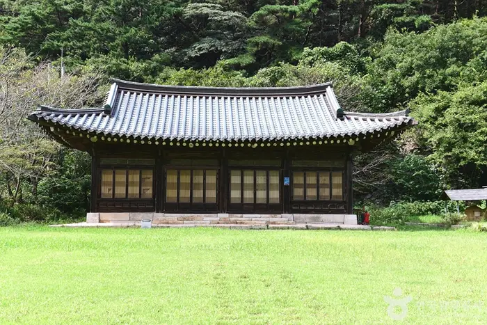 우리삶문화옥당박물관 · 문화시설
