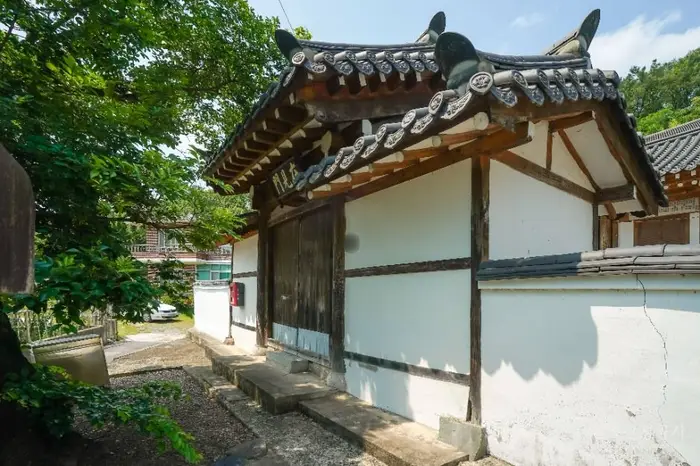 용호서원(달성) · 관광지