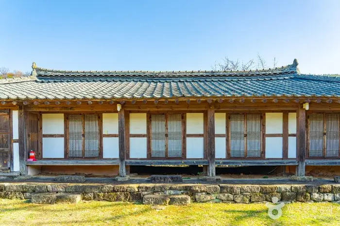 화순 오지호 생가 · 관광지