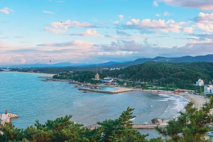 양양 송천떡마을 · 관광지