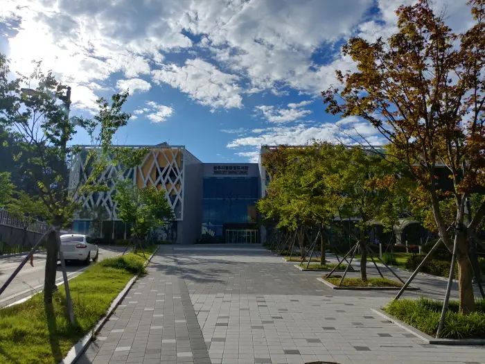 원주시립중앙도서관 · 문화시설