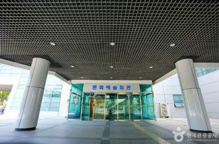 북구문화예술회관 공연장 · 문화시설