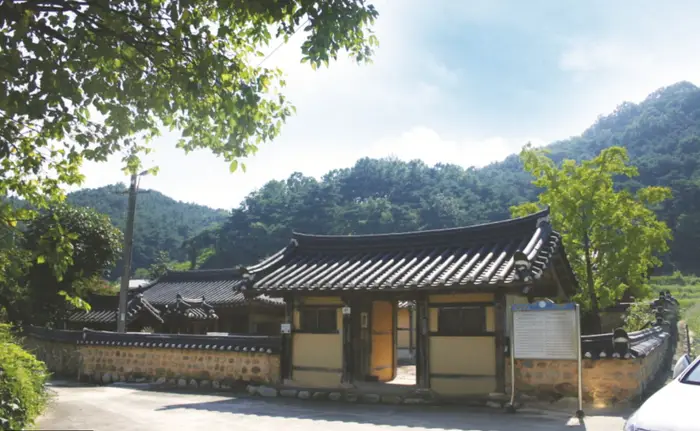 완정고택 · 관광지