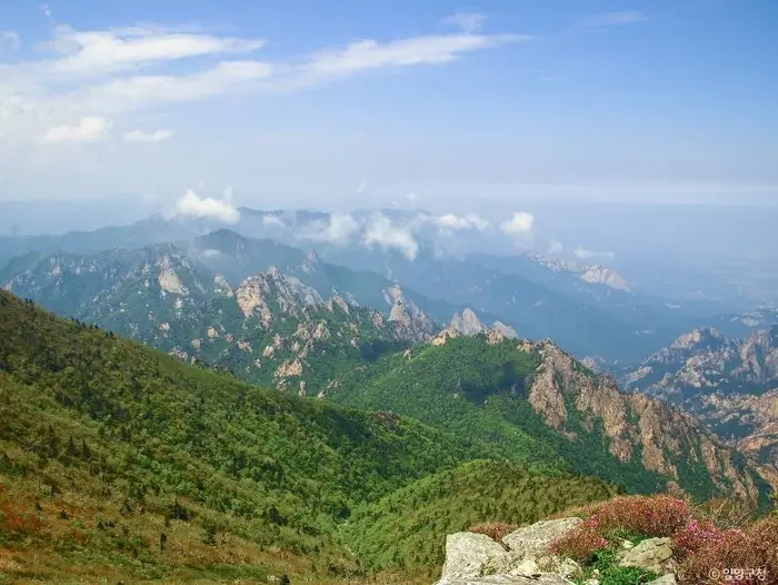 설악산 대청봉 · 관광지
