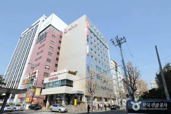 광장관광호텔 · 숙박