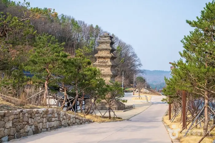 안동 법흥사지 칠층전탑 · 관광지