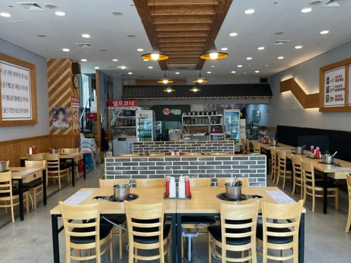 통큰칼국수 · 음식점
