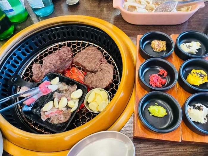 우미락 · 음식점