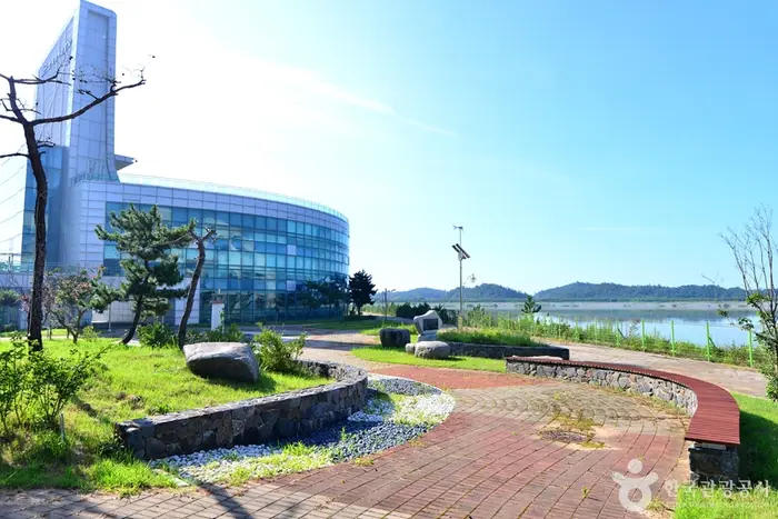 영암금호방조제 · 관광지