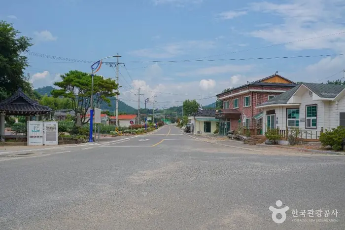 고흥 신기거북이마을 · 관광지
