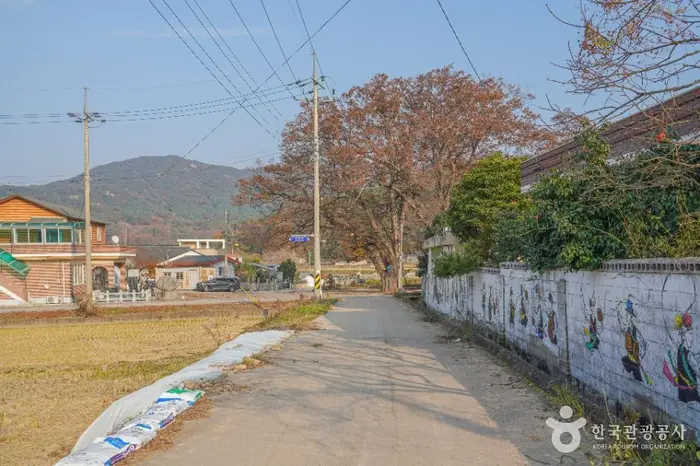 영광 용암마을 · 관광지