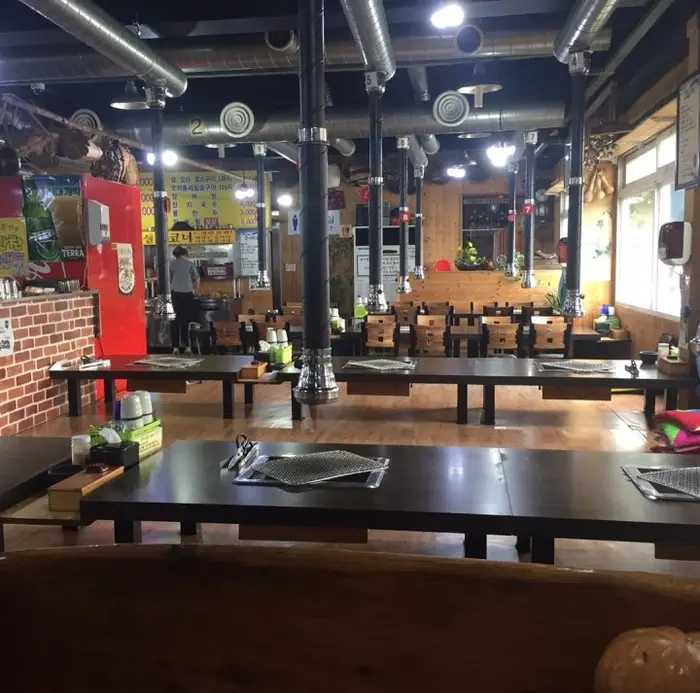 기와집 · 음식점