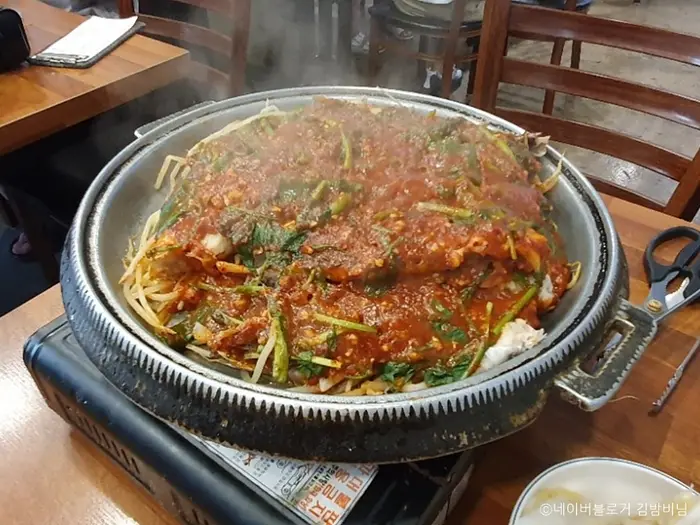 월순철판동태찜 · 음식점