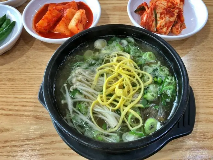 본가나주곰탕갈비탕찜 · 음식점