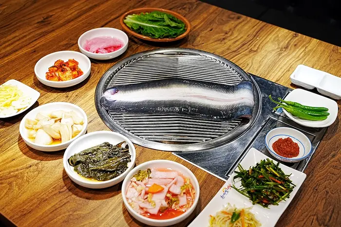 장어명가 청산 · 음식점