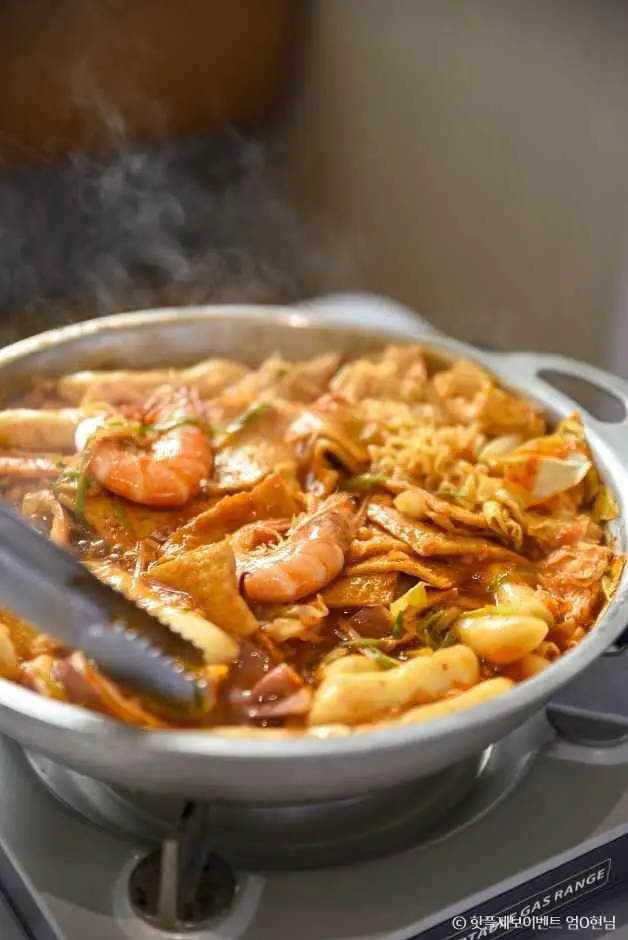 바닷마을떡볶이 · 음식점