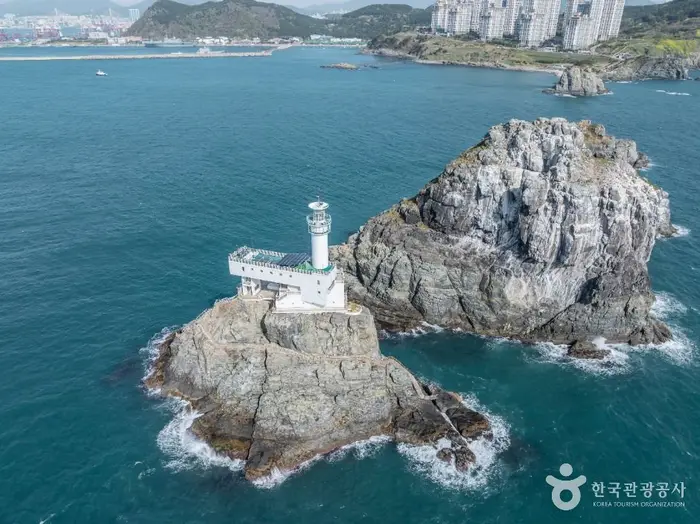 오륙도 등대 · 관광지