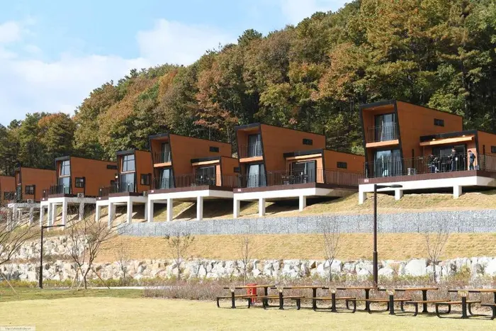 무봉산 자연휴양림 · 관광지
