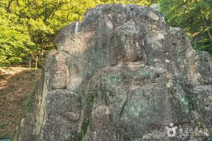 어물동 마애여래좌상 · 관광지