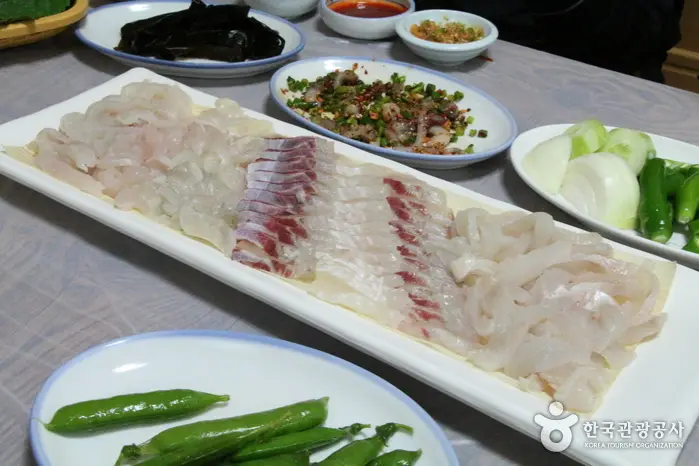 바다횟집 · 음식점