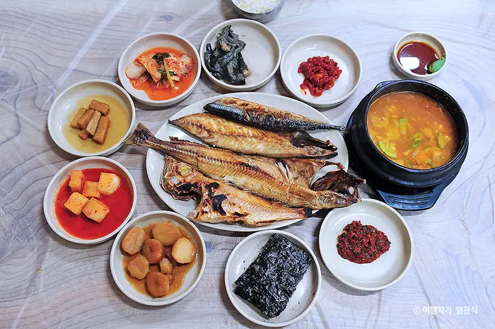 실비생선구이 본점 · 음식점