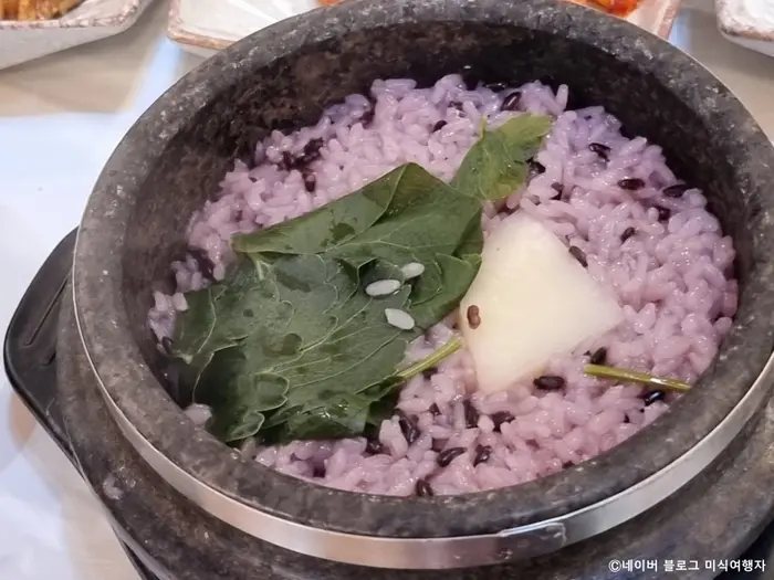 서당골산채 · 음식점