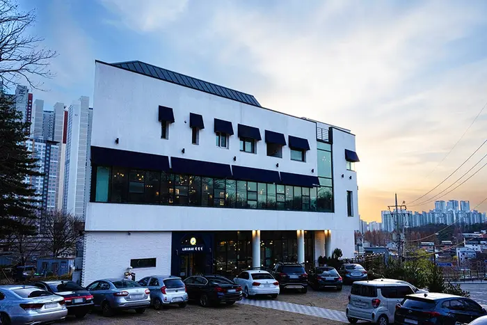 엘리제과자점 · 음식점