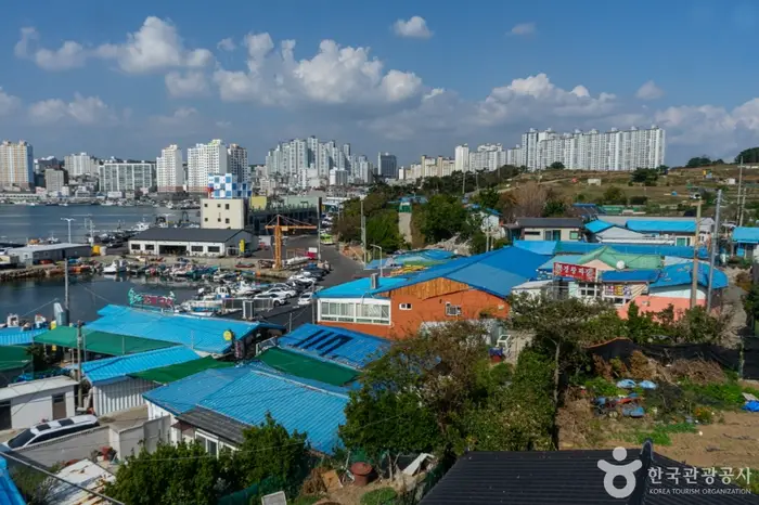 성끝 벽화 마을 · 관광지